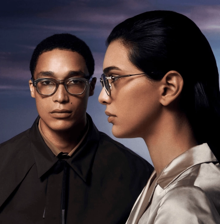 Trending eyeglasses for women and men: 2025 must-have styles